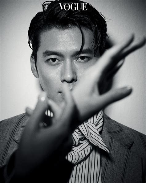 Son Ye Jin And Hyun Bin Vogue Photoshoot Sonyejin Hyunbin Hyun Bin Asian Actors Korean