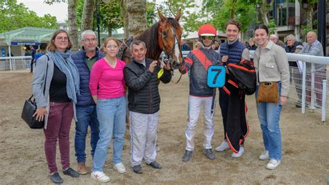 Kousine Carisaie retour gagnant à l attelé LETROT