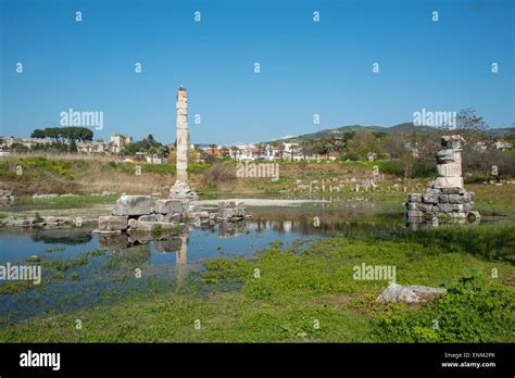 Der Tempel Der Artemis In Ephesus T Rkei Eines Der Sieben Weltwunder