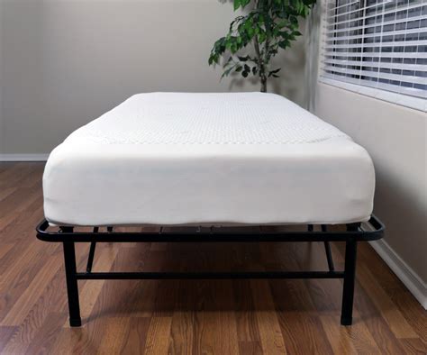 Tempur Cloud Deluxe Mattress Side View Sleepopolis Uk