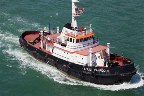 Asisbiz TUGBOATS Tugboat,Emilio,Panfido,IMO 6914801,escorting,MS Sea ...