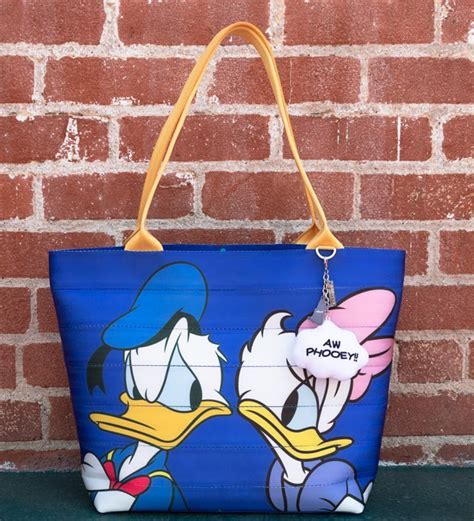 You HAVE To See This New HARVEYS Collection If You Love Donald Duck