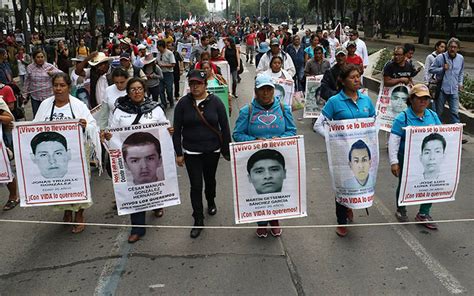 Corte Revisará El Caso De Esposa María De Los Ángeles Pineda Villa Del Exedil De Iguala José