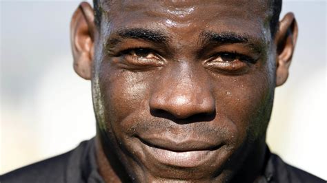 Mercato OM Mario Balotelli Sort Du Silence Sur Son Avenir