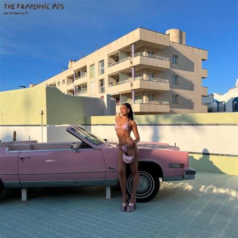 Dua Lipa Looks Hot In Versace Bikini Photos The Fappening