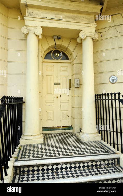 Georgian House Front Door Steps Hi Res Stock Photography And Images Alamy