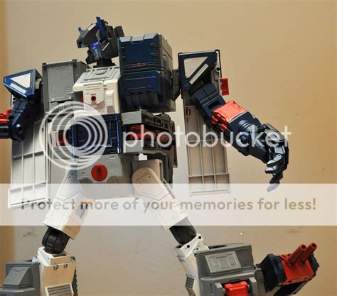 Heavy/Scratch: - Masterpiece G1 Fortress Maximus | TFW2005 - The 2005 ...