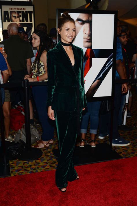 Hot And Sexy Hannah Ware Photos ThBlog