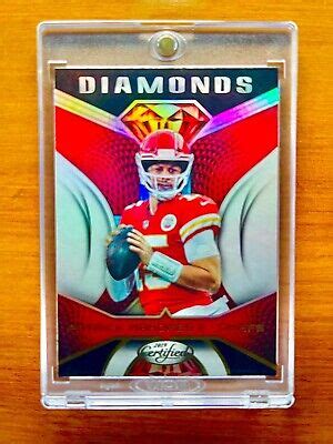 Patrick Mahomes RARE DIAMOND REFRACTOR INVESTMENT CARD SSP PANINI