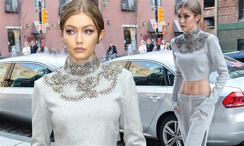 Gigi Hadid Shows Off Enviable Figure In New York Daily Mail Online