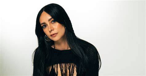 LØLØ releases new single hot girls in hell with flaming video