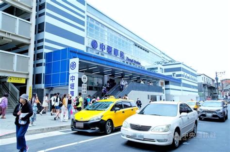 中壢火車站臨時前站啟用 地方盼新站帶來新氣象 地方 中央社 Cna