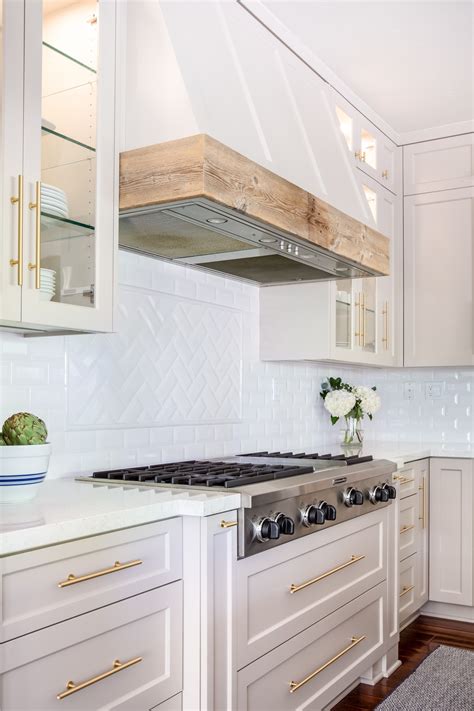 White Golden Kitchen Ideas For A Tasteful Glam Touch Foter