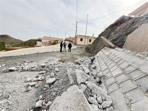 Lúcar afronta las obras de emergencia en la Calle Barranquillo con