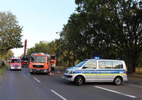 Reportnet24 De Unfall Mit Autotransporter In Berlin Spandau