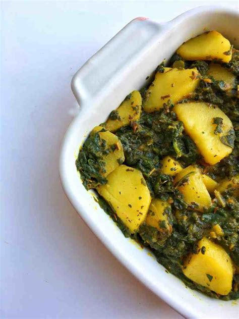 Aloo Palak Recipe Spinach And Potato Curry Fatima Cooks