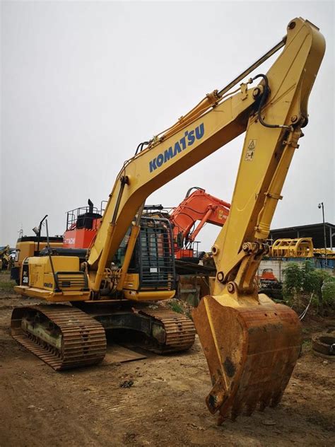 Komatsu Pc Mo Tracked Excavator