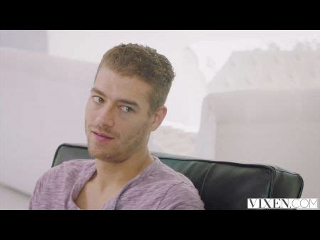 Aidra Fox Deepthroat Hotntubes Porn