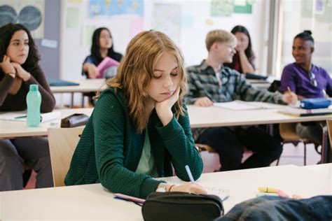High School Students Need More Sleep And Later School Start Times