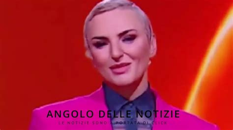 Arisa Dice Stop Alla Violenza Sulle Donne E Stronca Gli Haters