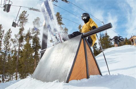 Boulder Skiing Guide | Nearby Ski Resort, Lessons & Slopes