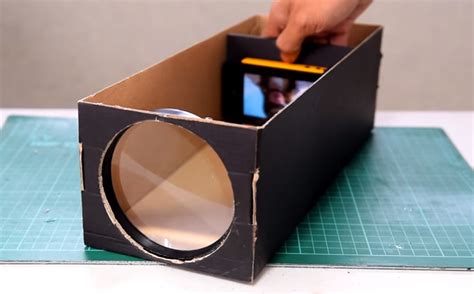 C Mo Construir Un Proyector Casero Con Una Caja De Zapatos Oye Juanjo