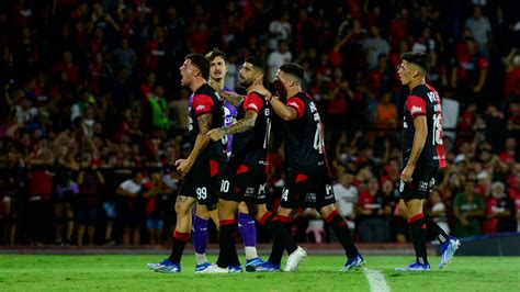 Newells Venci A Tigre En El Parque Y Alz Un Grito Revitalizador