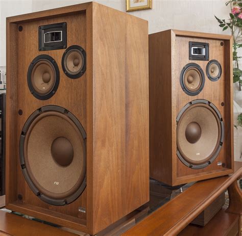 Vintage Pioneer Speakers