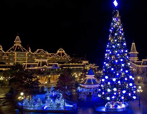 15 chiffres étonnants sur la saison de Noël à Disneyland Paris