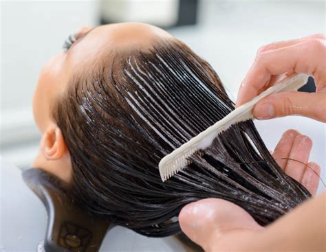 How To Moisturise Your Hair With Loreal Conditioner Amywhite Medium