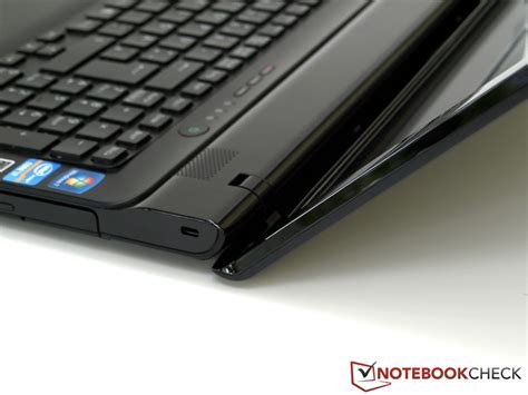 Review Sony Vaio SVE1711X1EB Notebook - NotebookCheck.net Reviews