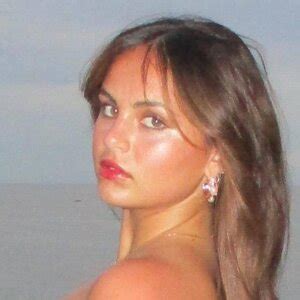 Sarabella Harris Aka Iamsarahharris Aka Sarabellaharriss Aka Sexiisariii777 Nude Leaks OnlyFans