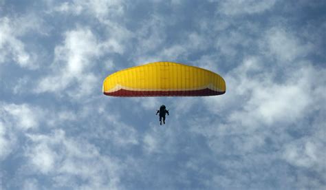 South Korean Man Dies In Paragliding Accident In Gujarat The Week