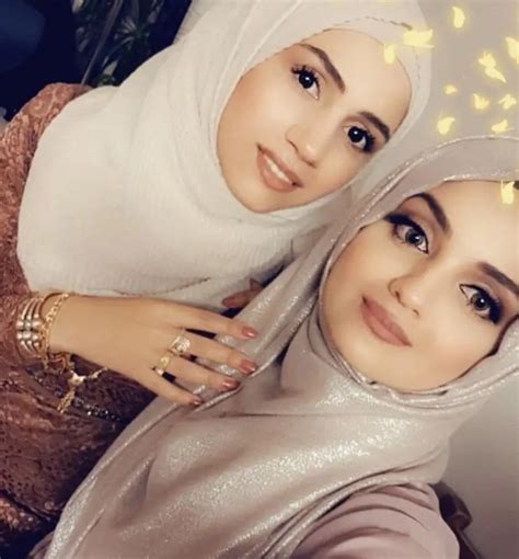 My Hot Cousins Pm Me To Talk About Them Scrolller