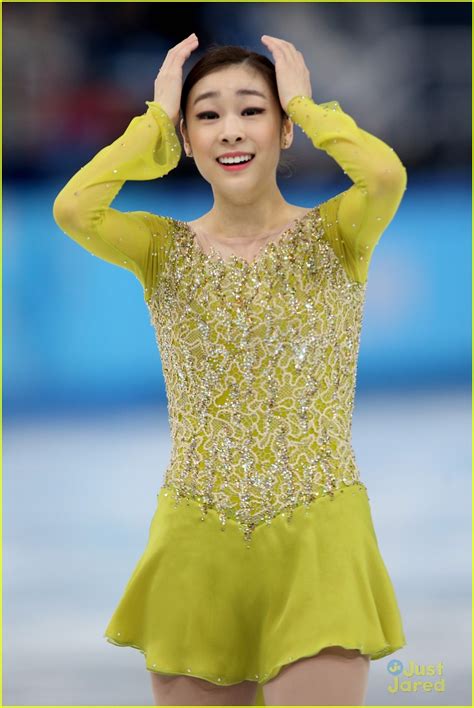 Queen Yuna Kim Leads After Stunning Short Program At Sochi Olympics