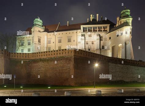 Wawel royal castle Stock Photo - Alamy