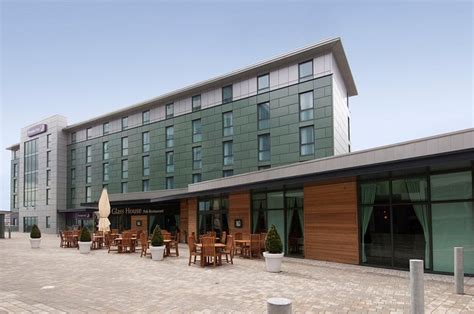 PREMIER INN BARNSLEY CENTRAL M1 J37 - Updated 2025 Prices & Hotel Reviews (Yorkshire)