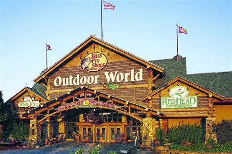 Bass Pro Shop's Outdoor World: Fort Lauderdale Shopping Review - 10Best ...