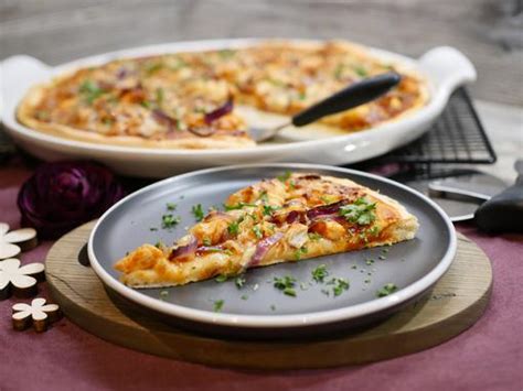 ᐅ Barbeque Pizza Rezept ⇒ White Lady • Pampered Chef®