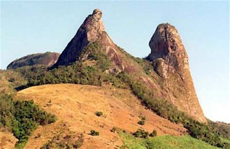 Pedra Do Frade E A Freira Cachoeiro De Itapemirim Espirito Santo