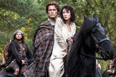 EXCLUSIVE Caitriona Balfe On Her Outlander Sex Scenes Its Uncomfortable But Everyone Has