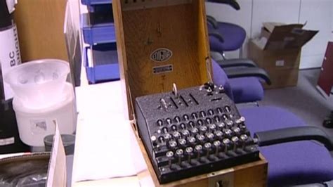 Queen Pays Tribute To Bletchley Park Enigma Codebreakers Bbc News