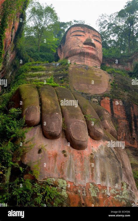 Largest stone Buddha statue in the world, Leshan Giant Buddha, Leshan, Sichuan, China Stock ...