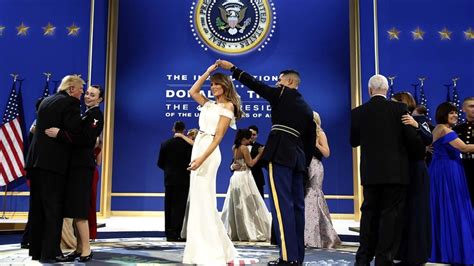 Melania Trump wears sky blue Ralph Lauren dress on Inauguration Day ...