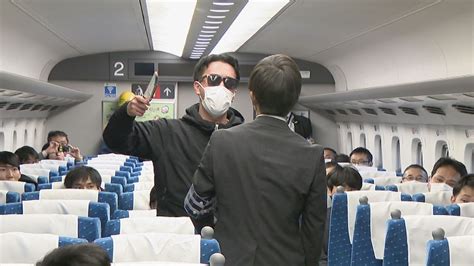 新幹線車内で殺傷事件を想定した訓練 愛知県警とjr東海が合同で テロの危険性ある不審物が見つかった想定も ライブドアニュース