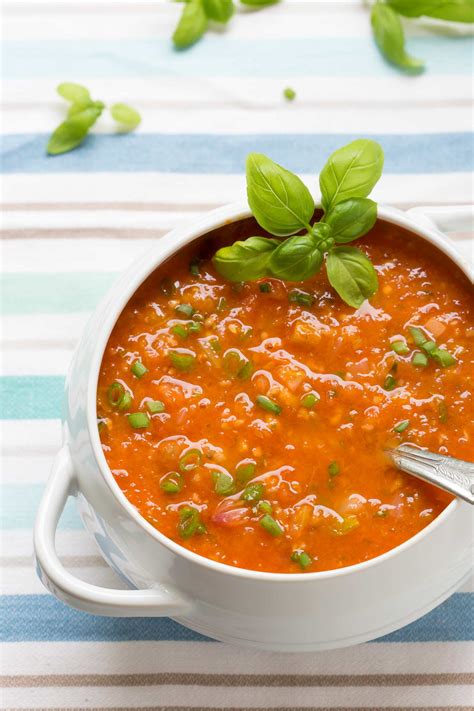 30 Min Fresh Tomato Soup Recipe Garlic Matters