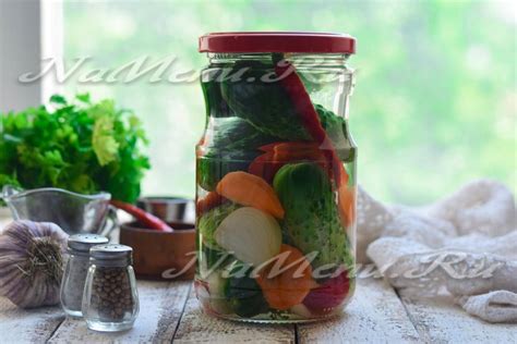 Огурцы маринованные на зиму, хрустящие, в банках