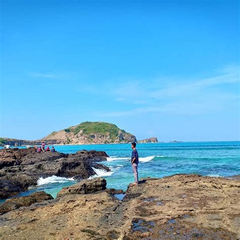 Pantai Kuta Lombok Newstempo