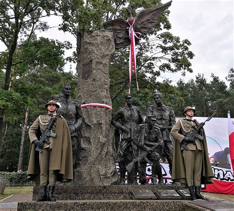 Odsłonięto największy w Polsce Pomnik Żołnierzy Wyklętych Niezłomnych