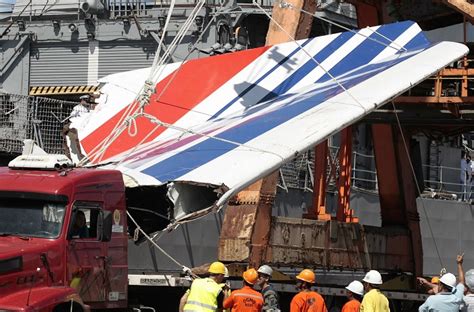 Crash du Rio Paris le parquet requiert un procès contre Air France